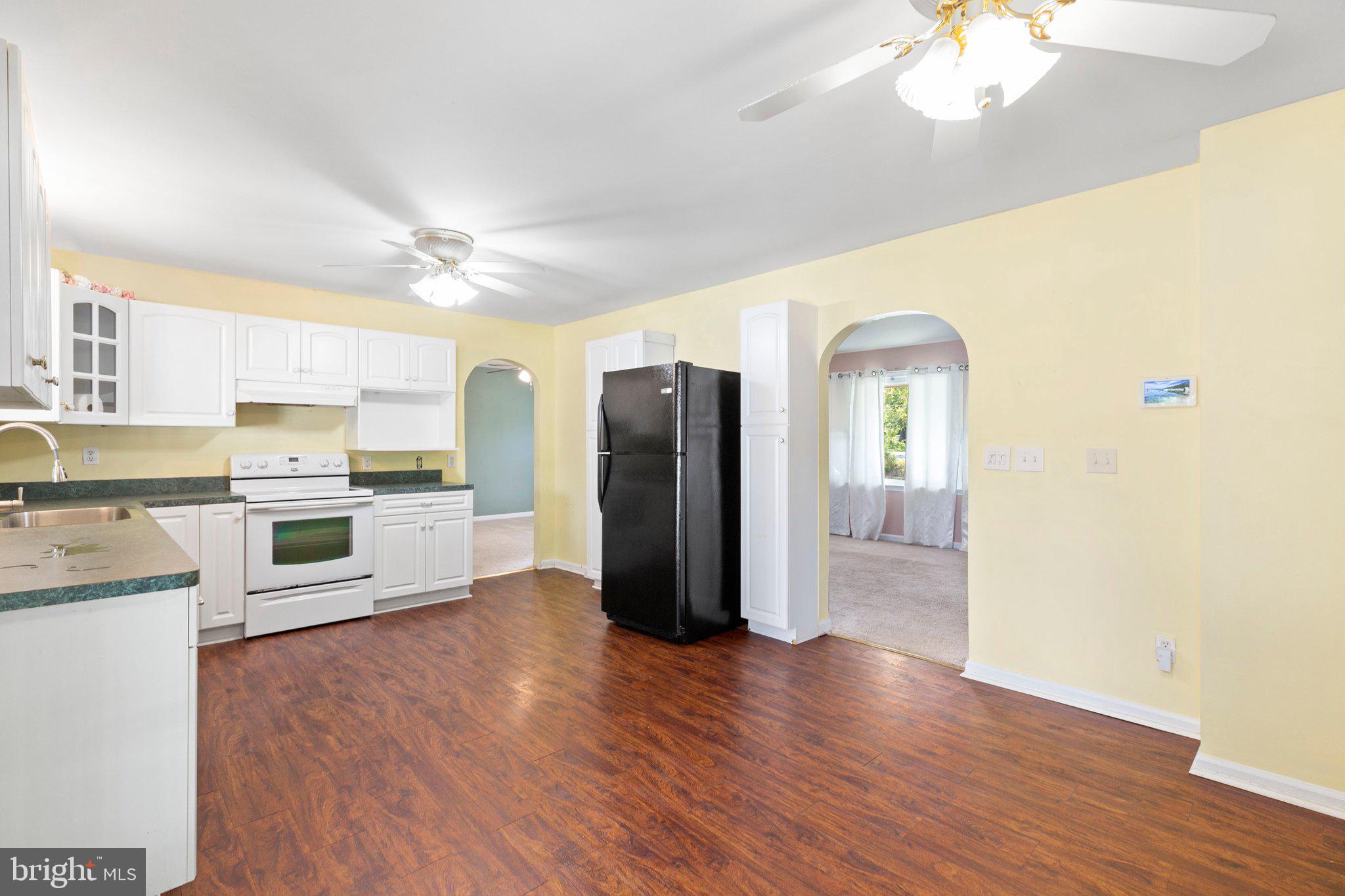 500 Ferry Road Fredericksburg, VA 22405 - Photo 16 of 44 kitchen dinning area