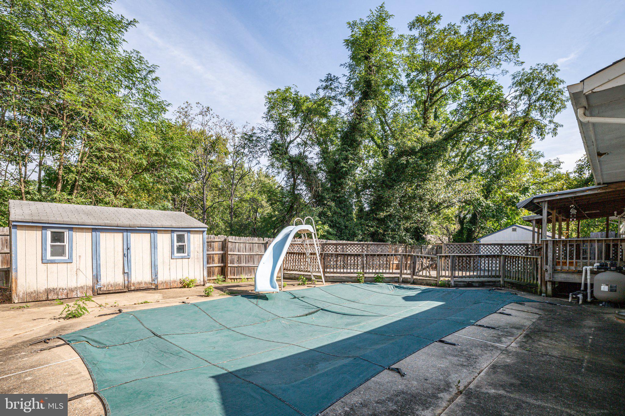 500 Ferry Road Fredericksburg, VA 22405 - Photo 37 of 44 pool