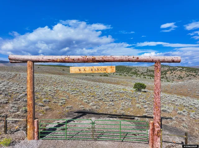 $1,450,000 | Cedar Lookout (352.92 Acres), Lander, WY 82520