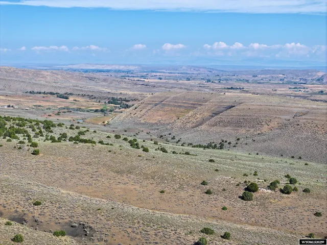 $1,450,000 | Cedar Lookout (352.92 Acres), Lander, WY 82520