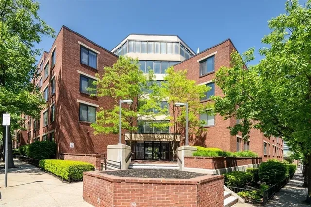 $3,400 | 85 Brainerd Road, Unit 302, Boston, MA 02134