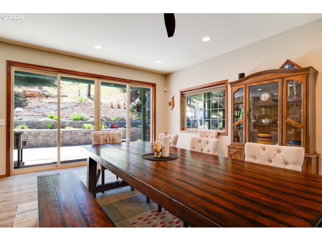 304 Toad Road Goldendale, WA 98620 - Photo 14 of 48