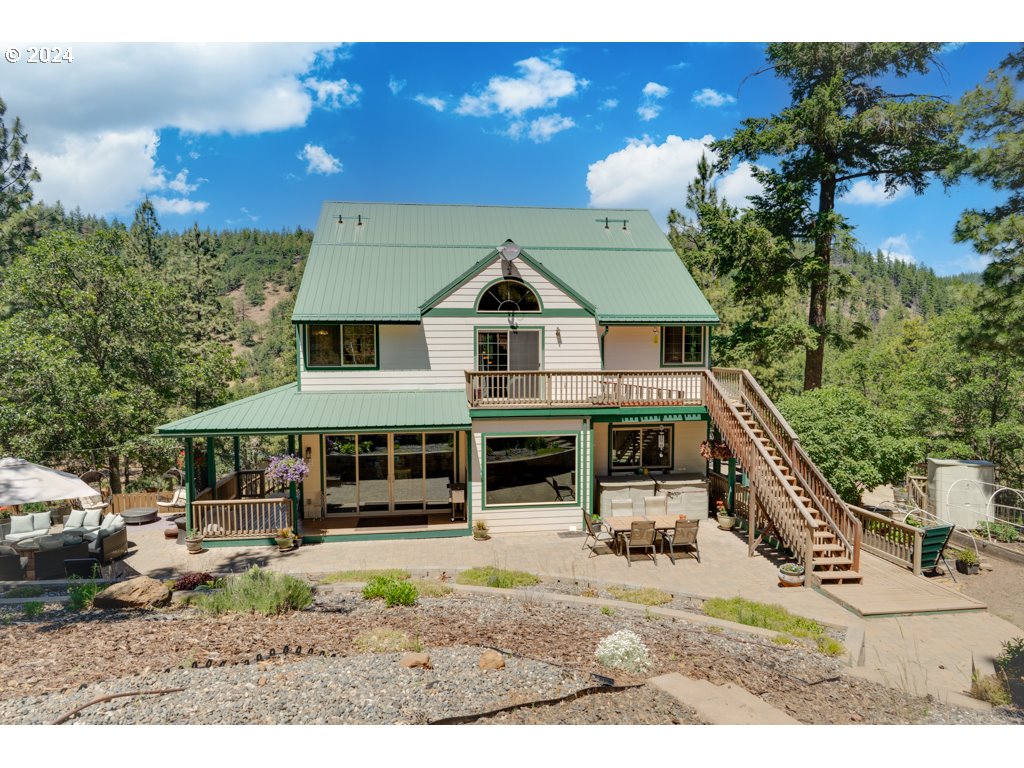 304 Toad Road Goldendale, WA 98620 - Photo 2 of 48