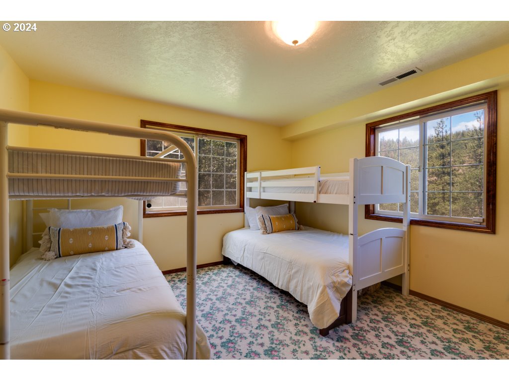 304 Toad Road Goldendale, WA 98620 - Photo 34 of 48