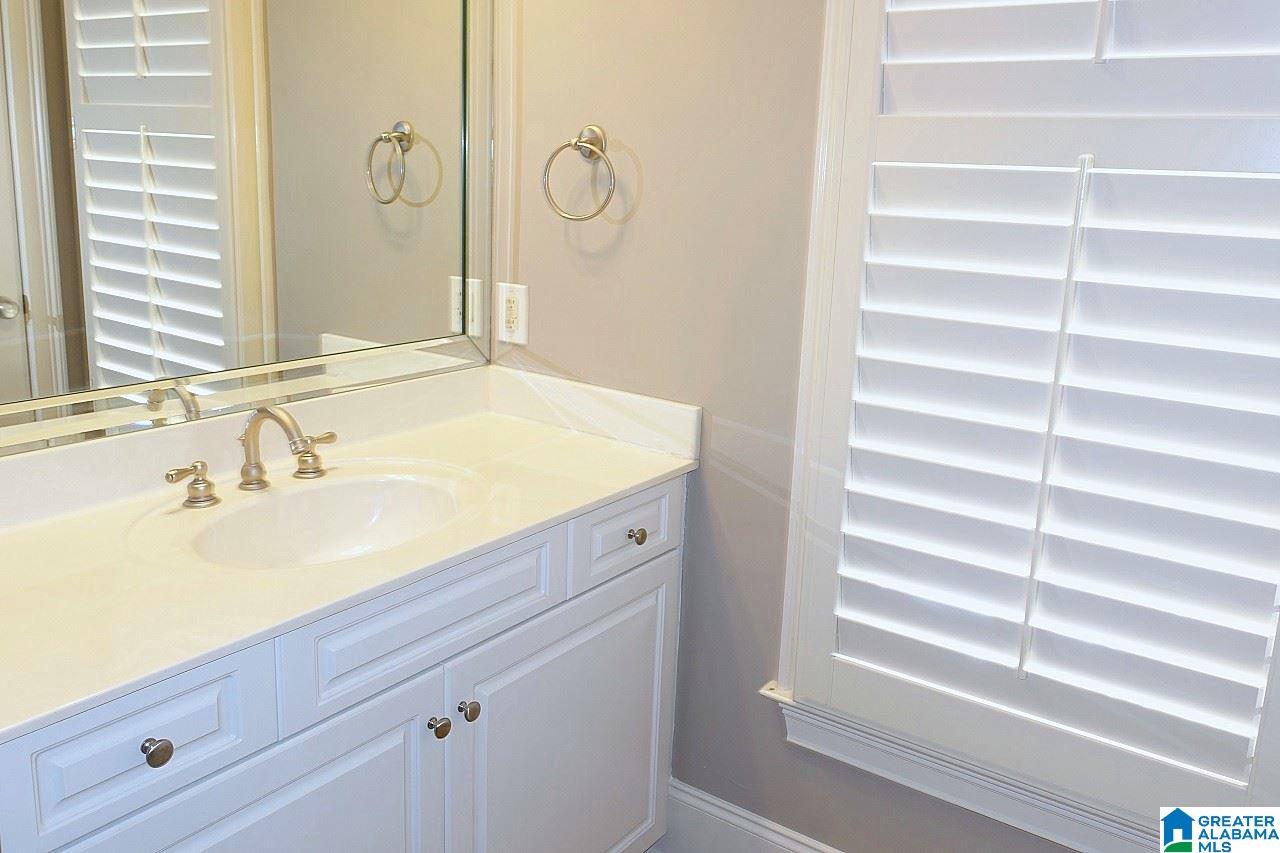 5660 Chestnut Trace Birmingham, AL 35244 - Photo 19 of 38