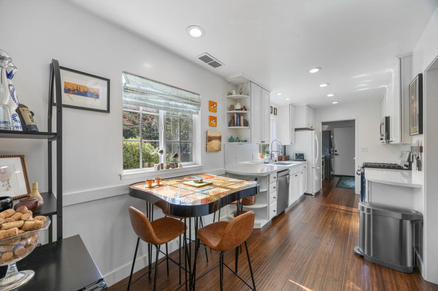 371 Rutherford Avenue Redwood City, CA 94061 - Photo 7 of 28