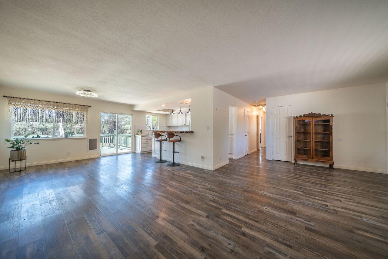 3170 Keswick Dam Road Redding, CA 96003 - Photo 7 of 39 3L0eo5fw