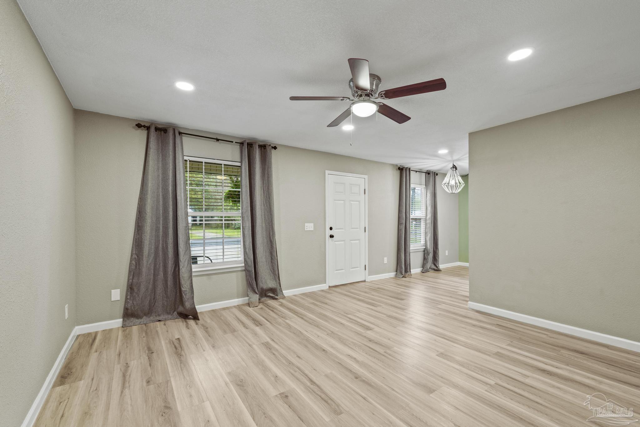 3985 Whitehall Drive Pace, FL 32571 - Photo 13 of 34