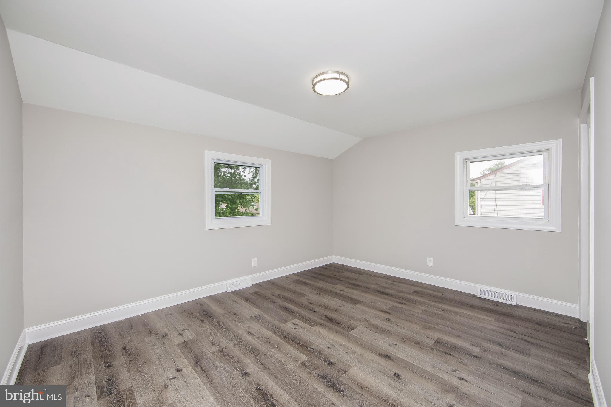 231 Hollyoke Road Somerdale, NJ 08083 - Photo 11 of 41