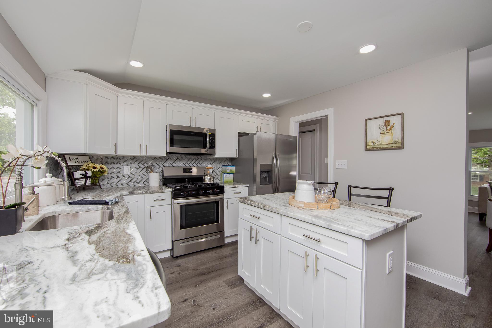 231 Hollyoke Road Somerdale, NJ 08083 - Photo 9 of 41