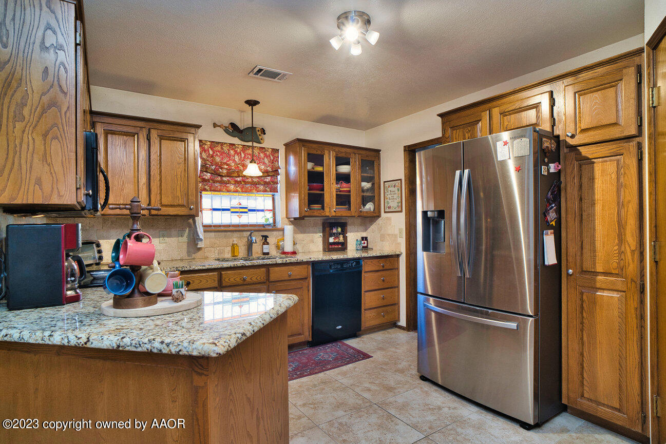 7249 Bayswater Road Amarillo, TX 79109 - Photo 7 of 29 JDI06617