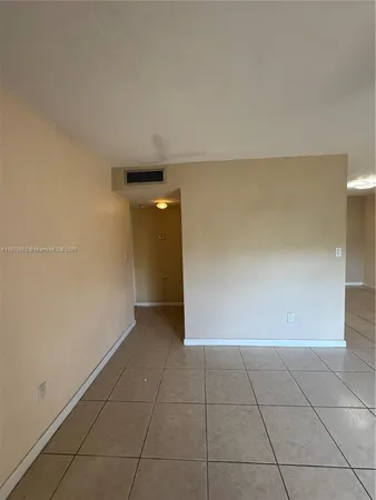 $218,000 | 10353 North Kendall Drive, Unit BB2, Miami, FL 33176