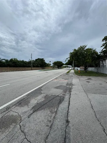 a view of a lake with outdoor space