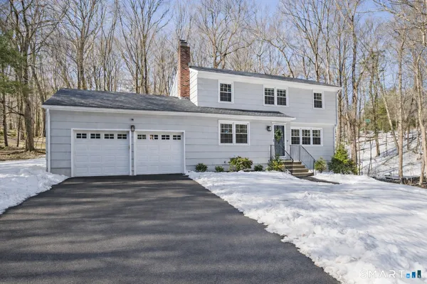 a view of a house with a outdoor space