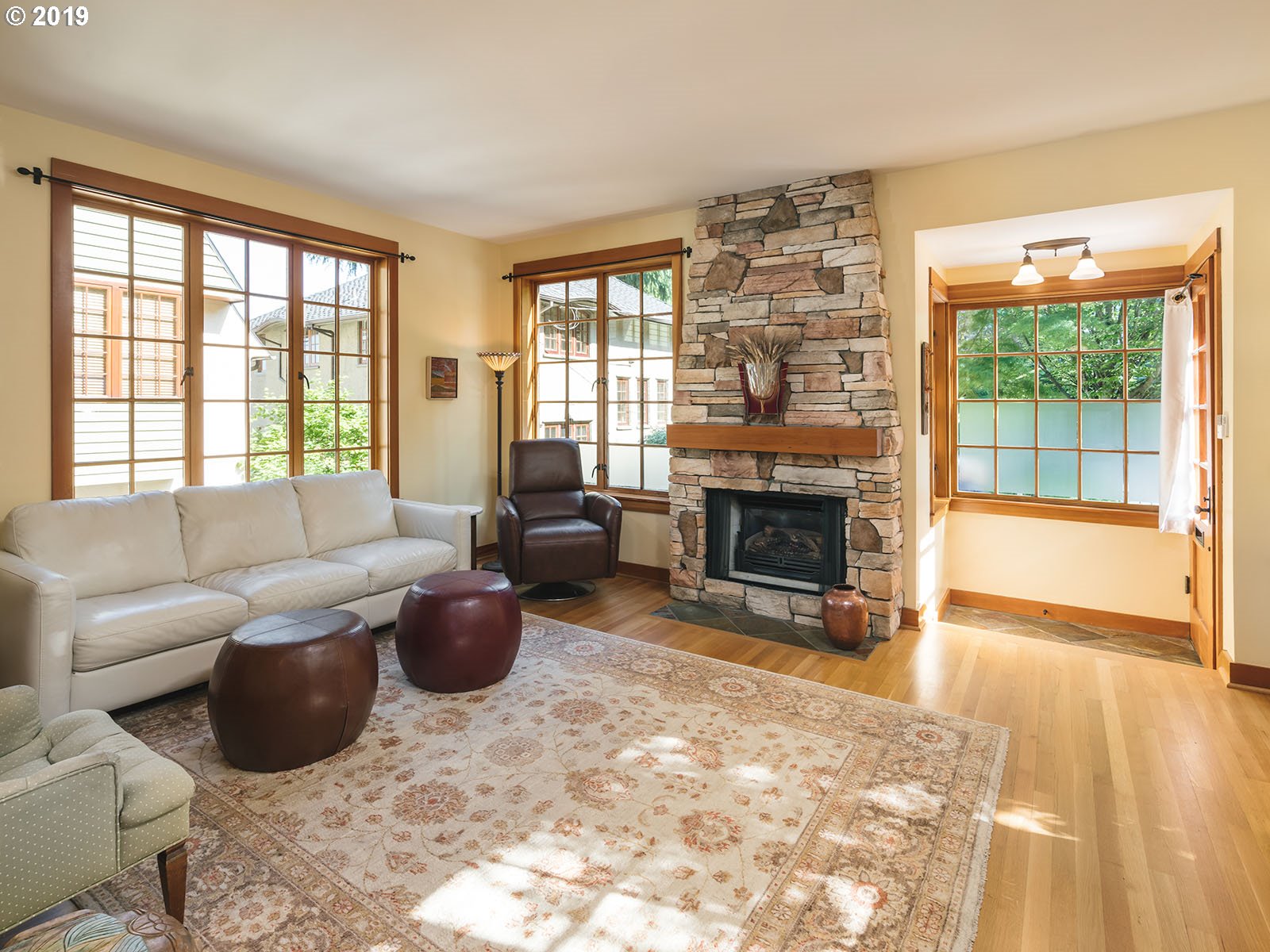 2533 Northwest Westover Road, Unit 4 Portland, OR 97210 - Photo 4 of 26 Gallery Image 4