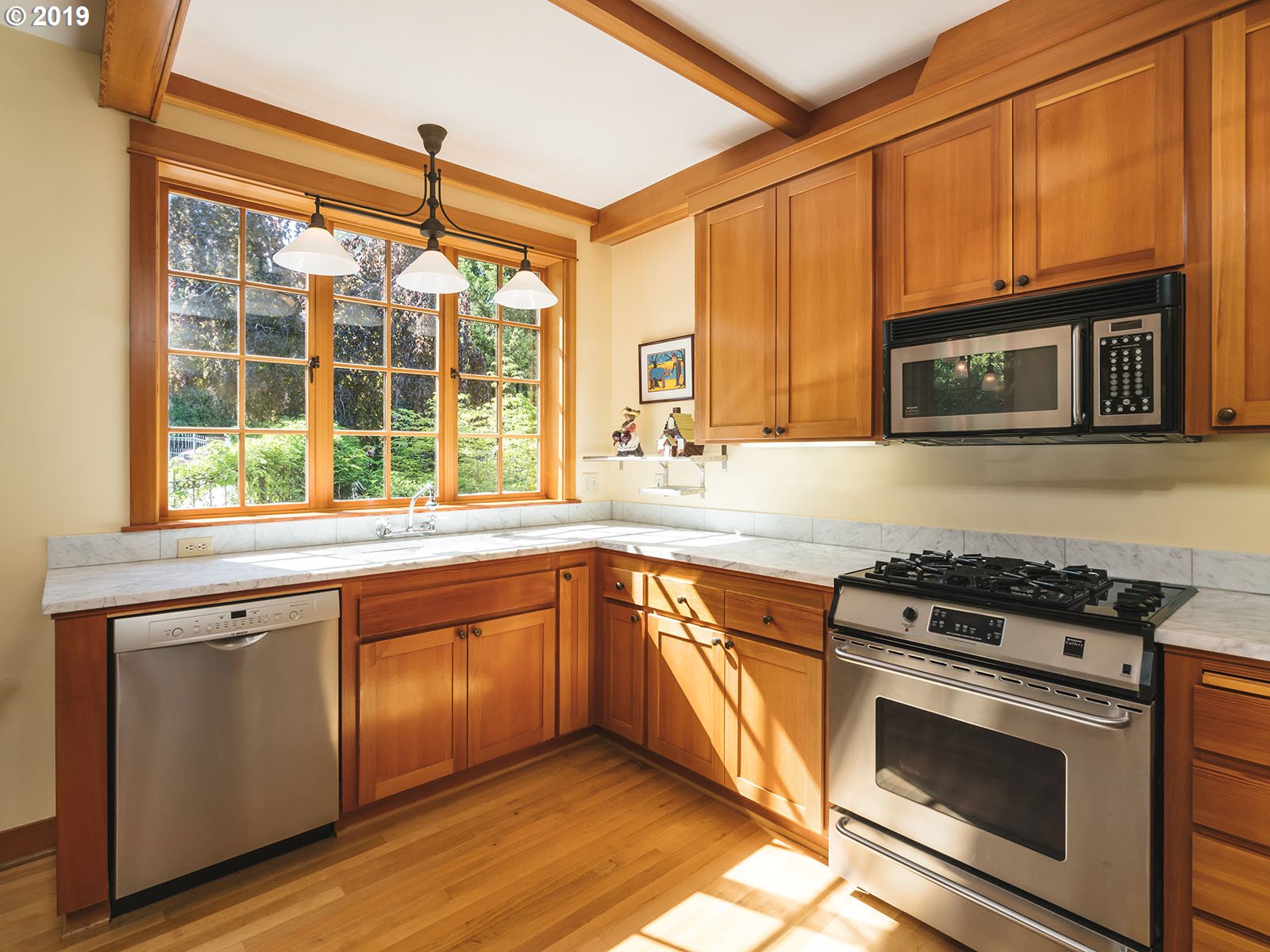 2533 Northwest Westover Road, Unit 4 Portland, OR 97210 - Photo 10 of 26 Gallery Image 10
