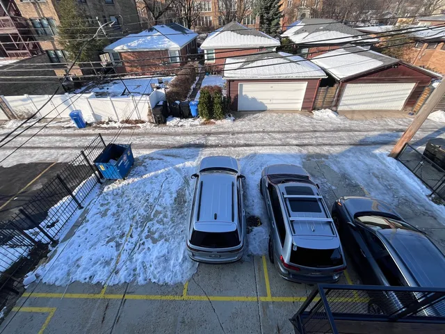 $2,900 | 5644 North California Avenue, Unit 2S, Chicago, IL 60659