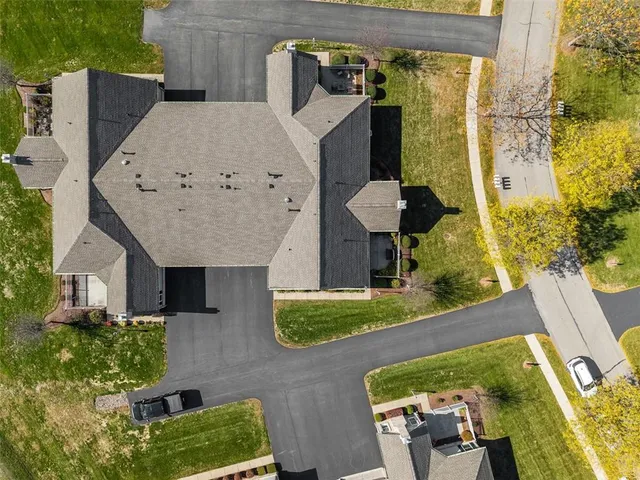 $325,000 | 2051 Winchester Court, Renfrew, PA 16053