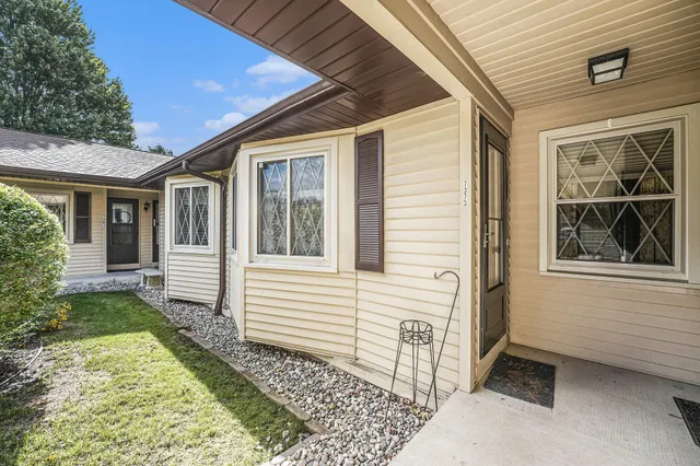 $259,000 | 7373 Pine Grove Drive, Jenison, MI 49428