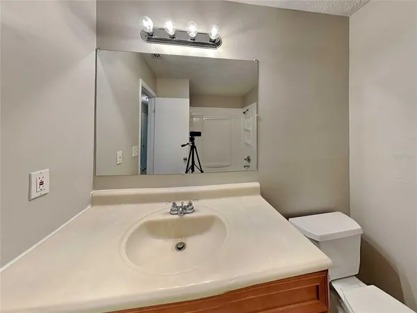 $1,969 | Undisclosed Address, Seffner, FL 33584