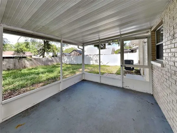 $1,969 | Undisclosed Address, Seffner, FL 33584