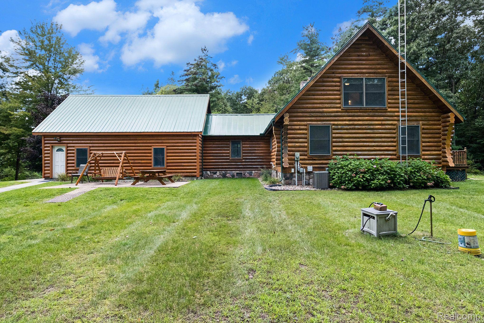 210 Gray Road Lapeer, MI 48446 - Photo 25 of 34 Gallery Image 25