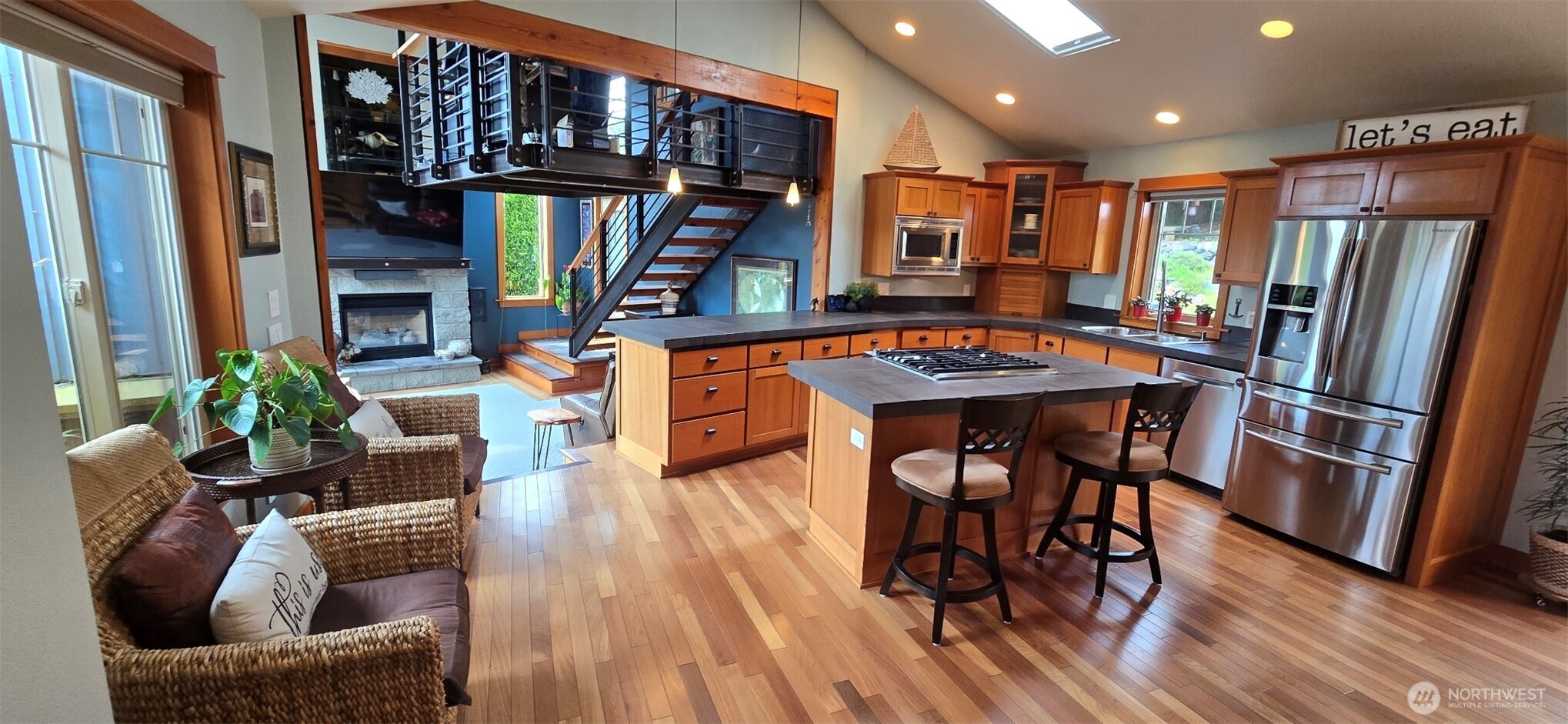 8145 Chehalis Road Blaine, WA 98230 - Photo 13 of 40