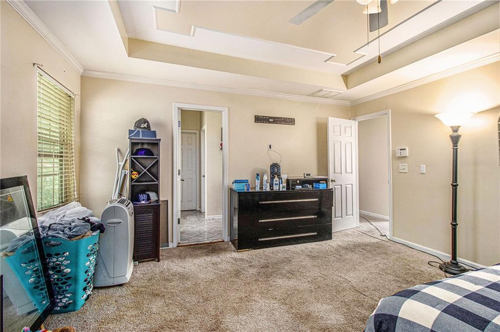 474 Boxelder Road Atlanta, GA 30349 - Photo 17 of 25 a room with furniture and a window