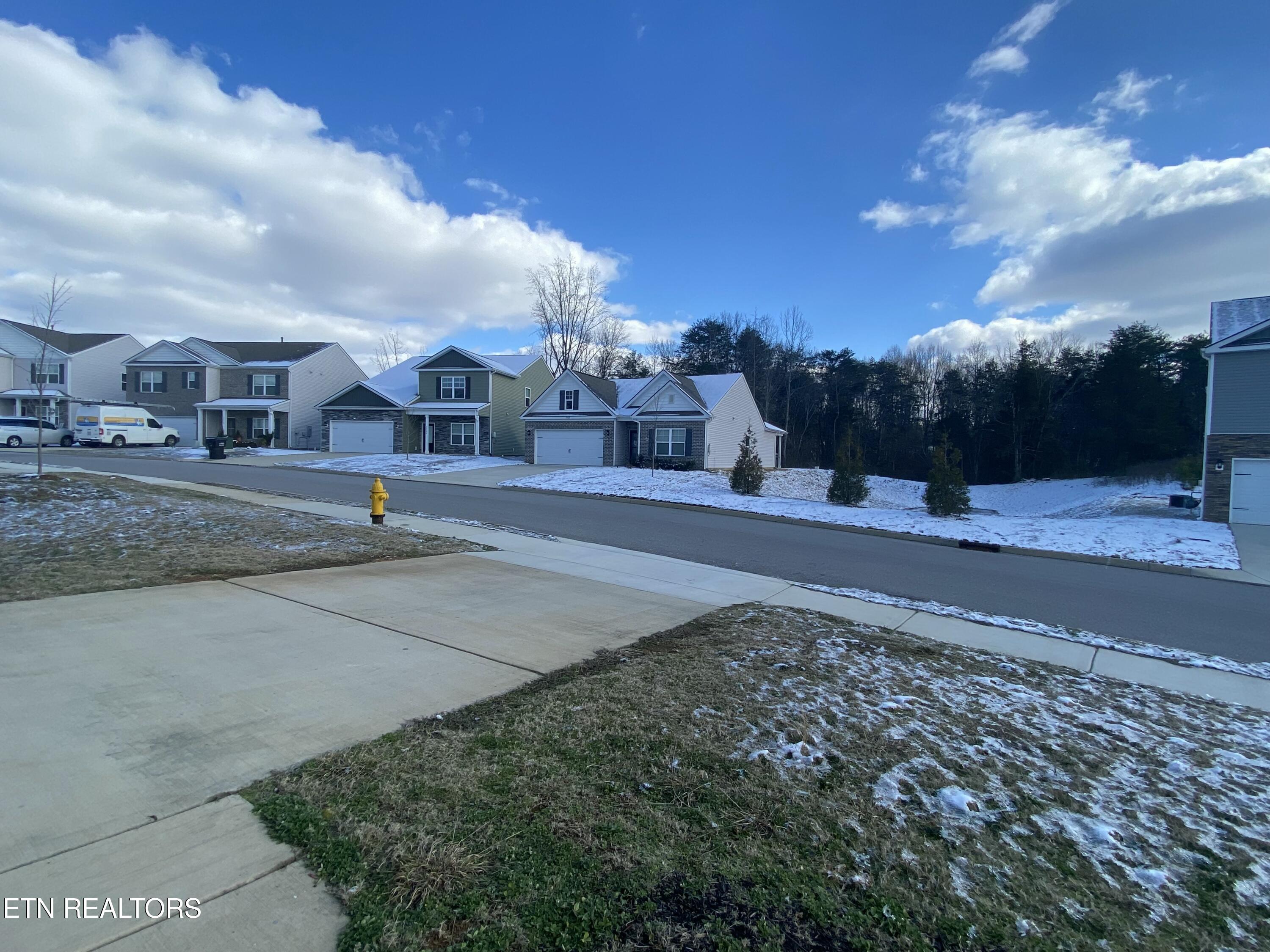 2855 Red Barn Road Knoxville, TN 37931 - Photo 2 of 43 street view