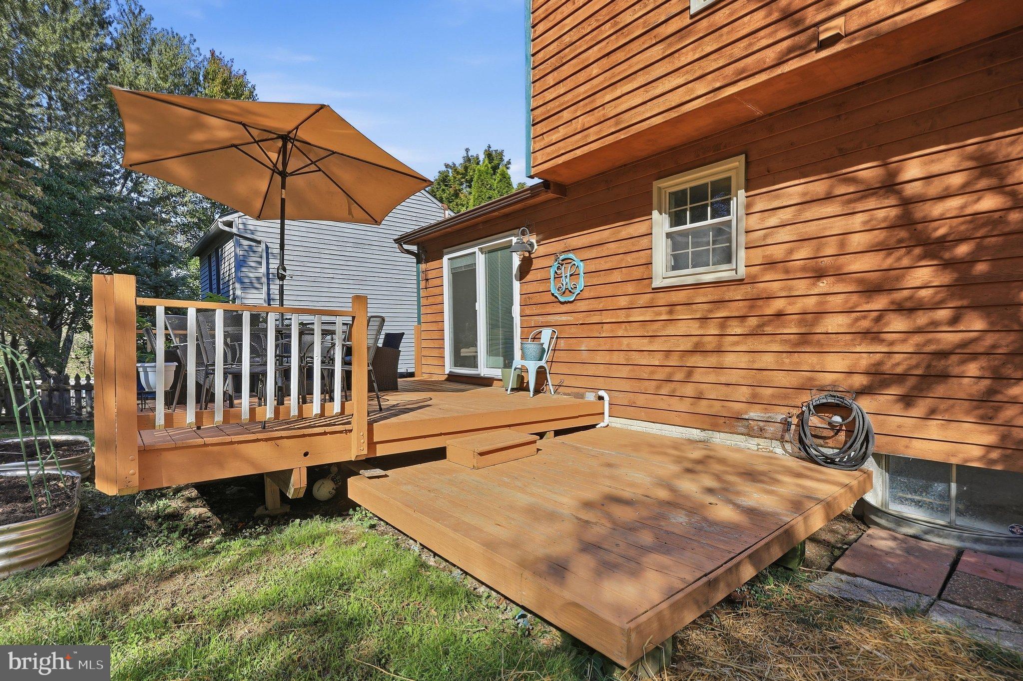 6715 Hemlock Point Road New Market, MD 21774 - Photo 37 of 71 Deck