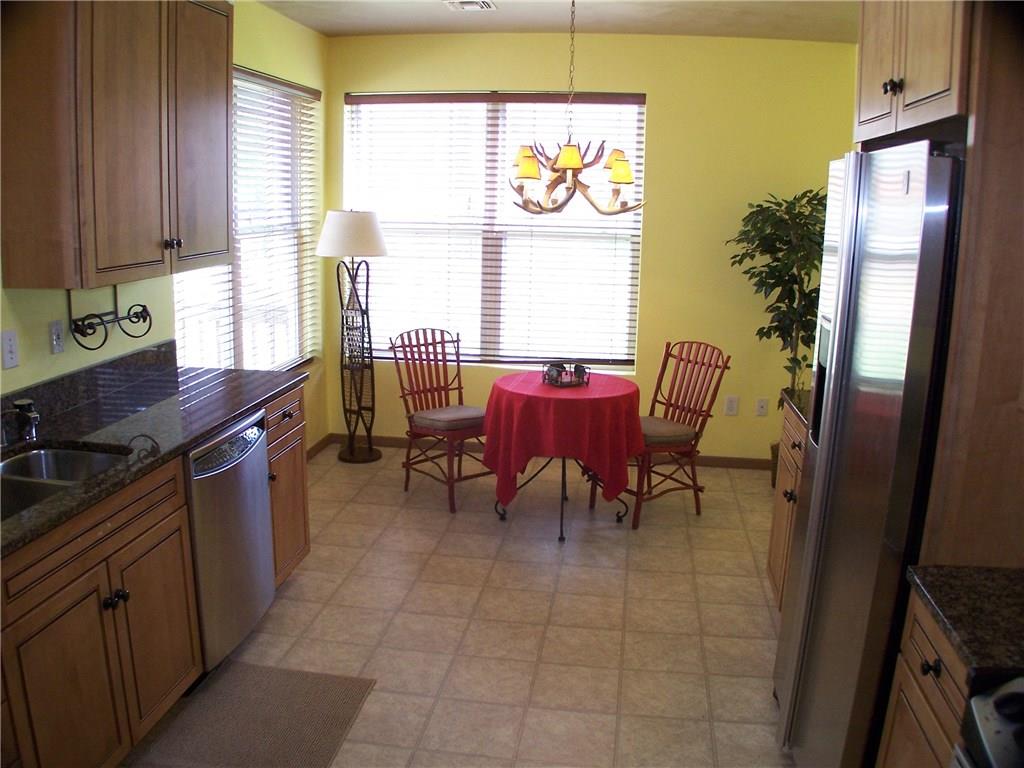 2407 South Ridge Place Hidden Valley, PA 15502 - Photo 8 of 25 Gallery Image 8