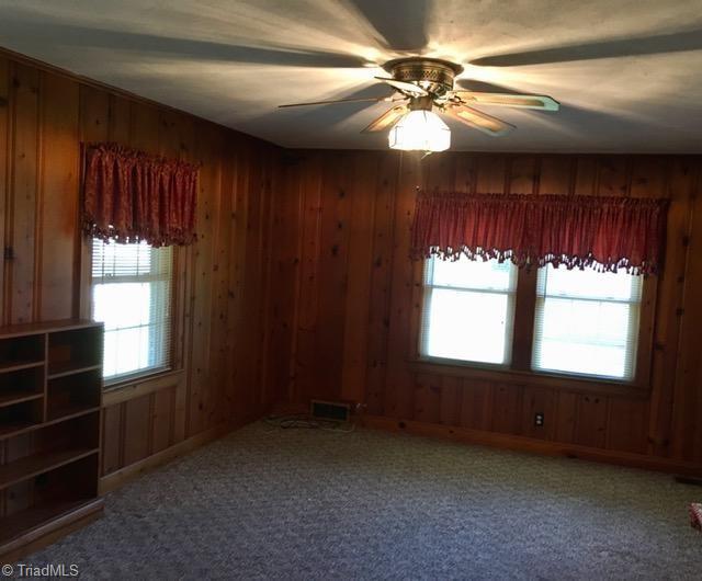 662 Pickett Road Lexington, NC 27295 - Photo 14 of 28 Gallery Image 14
