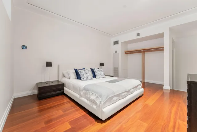 $850,000 | 55 Wall Street, Unit 548 | Financial District