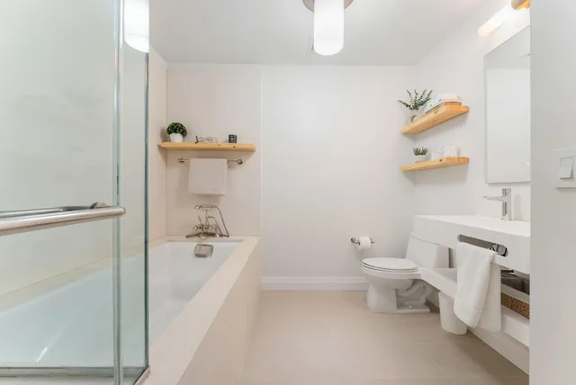 $850,000 | 55 Wall Street, Unit 548 | Financial District