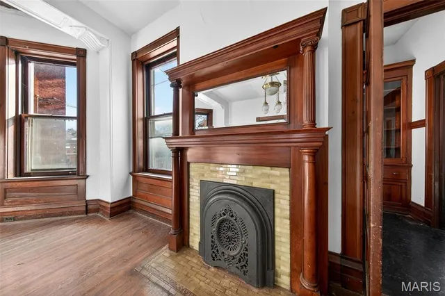 $239,900 | 2918 Geyer Avenue, St. Louis, MO 63104