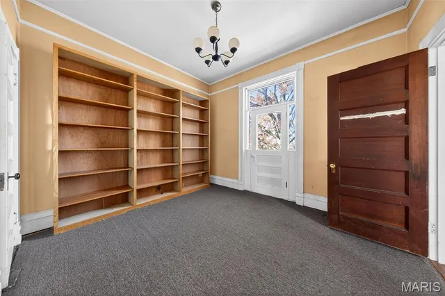 $239,900 | 2918 Geyer Avenue, St. Louis, MO 63104