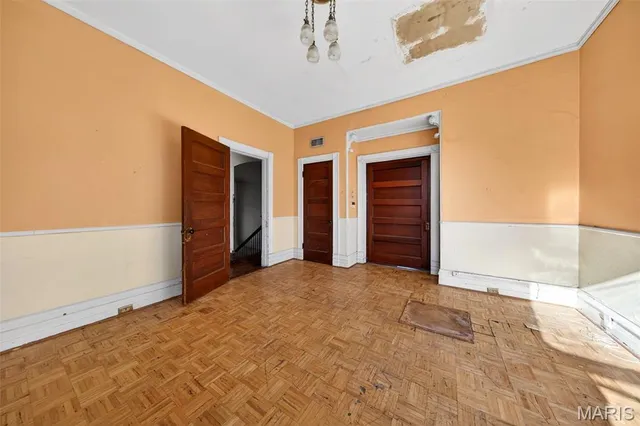 $239,900 | 2918 Geyer Avenue, St. Louis, MO 63104