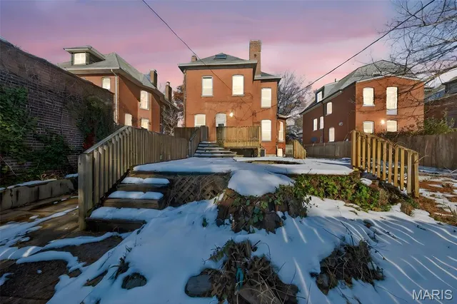 $239,900 | 2918 Geyer Avenue, St. Louis, MO 63104