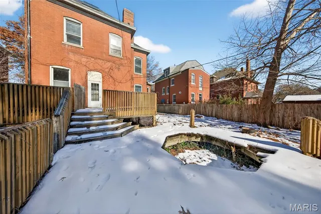 $239,900 | 2918 Geyer Avenue, St. Louis, MO 63104