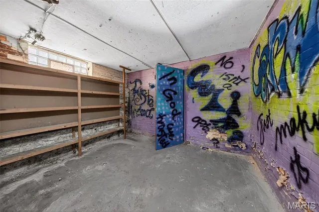 $239,900 | 2918 Geyer Avenue, St. Louis, MO 63104