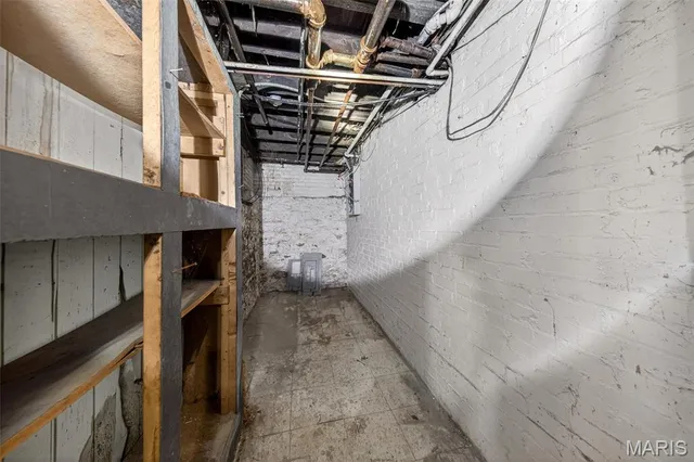 $239,900 | 2918 Geyer Avenue, St. Louis, MO 63104