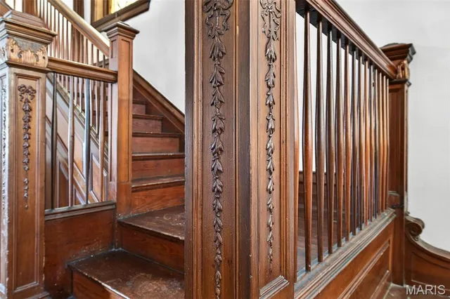 $239,900 | 2918 Geyer Avenue, St. Louis, MO 63104