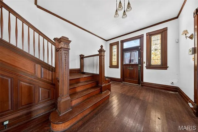 $239,900 | 2918 Geyer Avenue, St. Louis, MO 63104