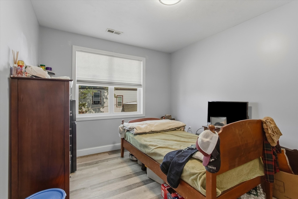 35 Shaw Street Lowell, MA 01851 - Photo 28 of 34