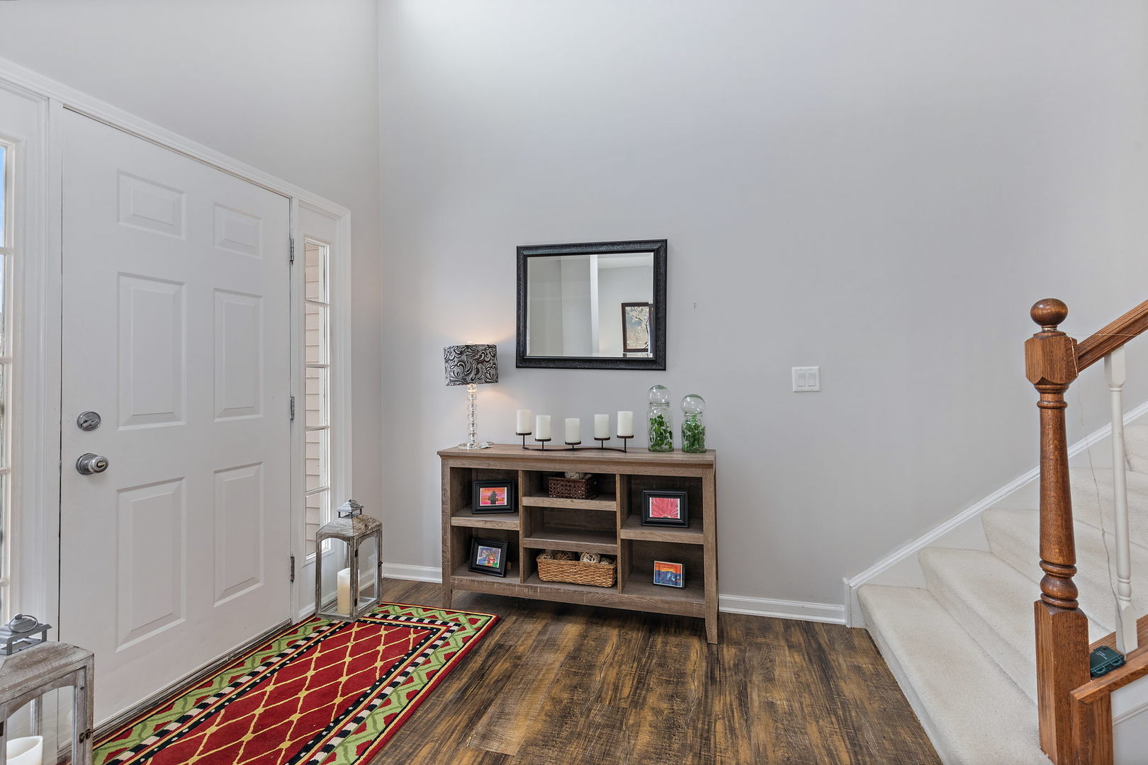 32205 Rockwell Drive McHenry, IL 60051 - Photo 2 of 27 a view of room with furniture and wooden floor