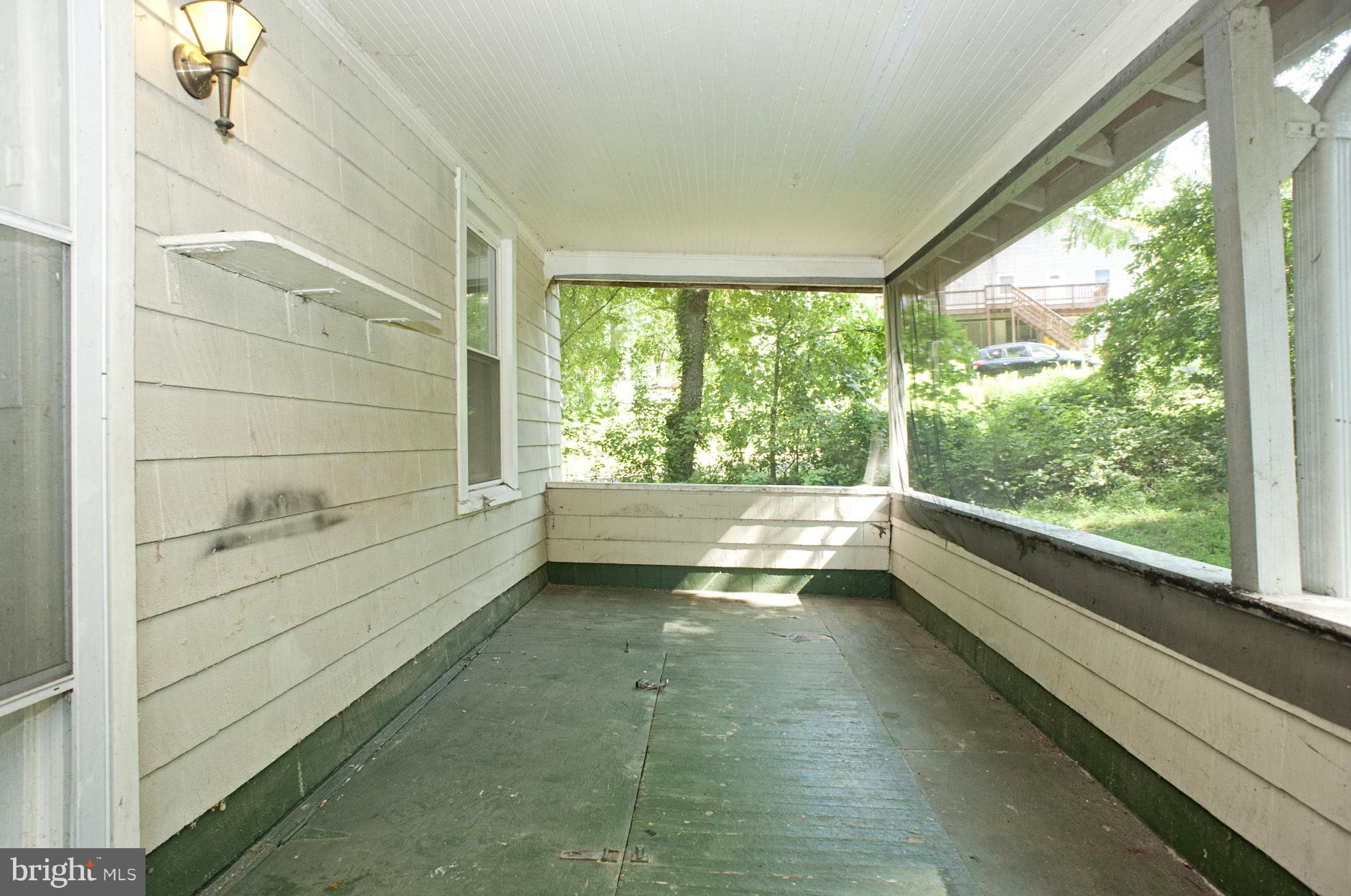 1837 St Margarets Road Annapolis, MD 21409 - Photo 2 of 34 Exterior (Rear)