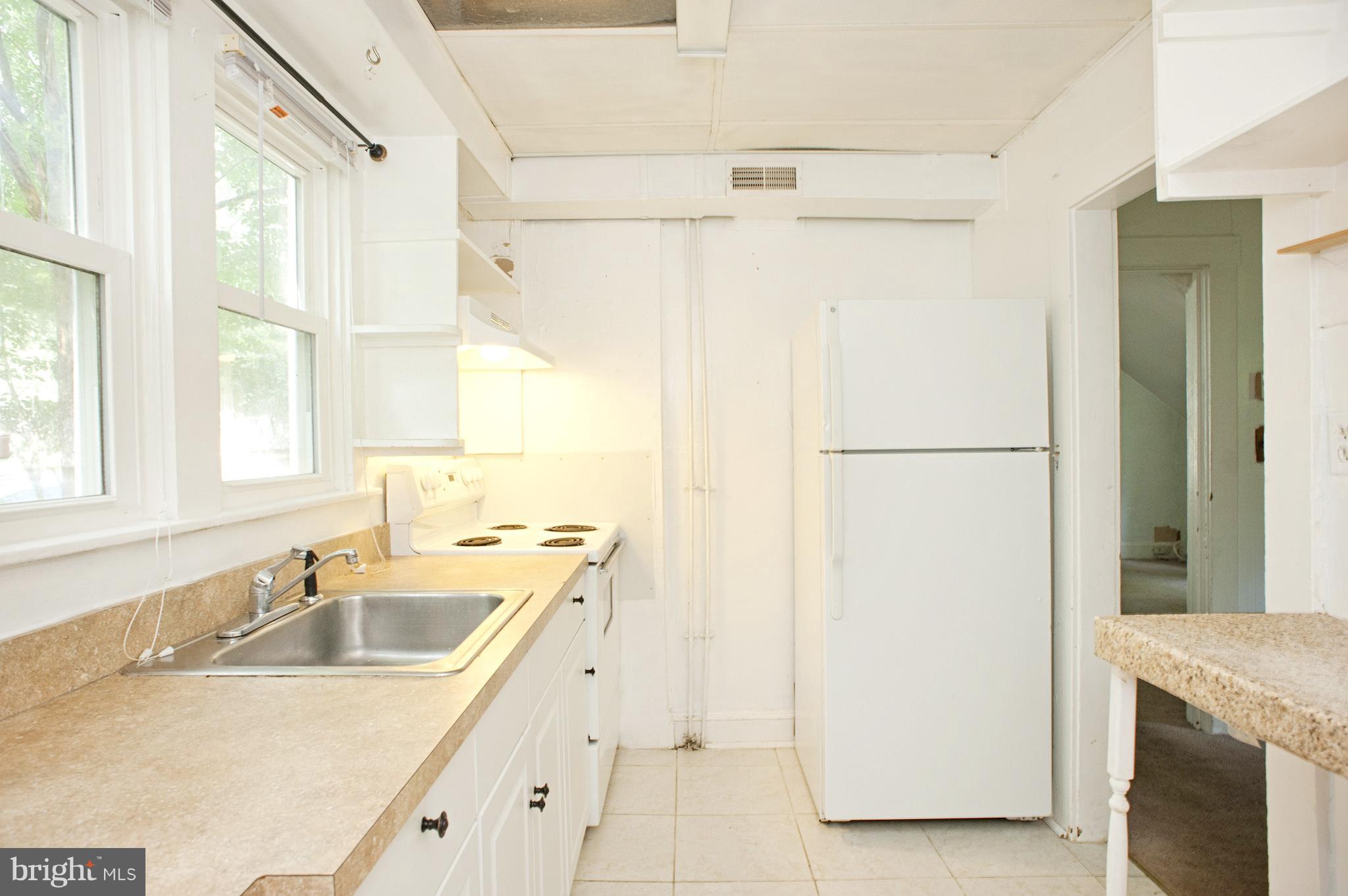 1837 St Margarets Road Annapolis, MD 21409 - Photo 15 of 34 Kitchen