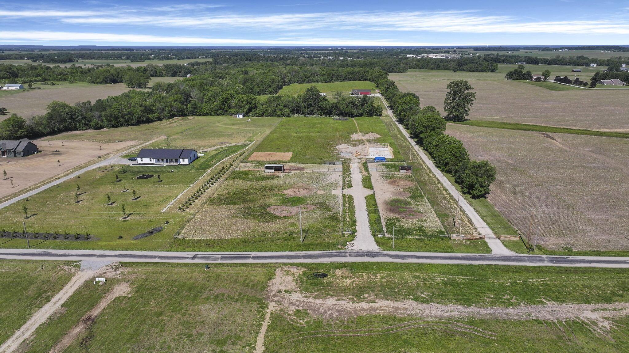 25415 Shoemaker Road Circleville, OH 43113 - Photo 7 of 17