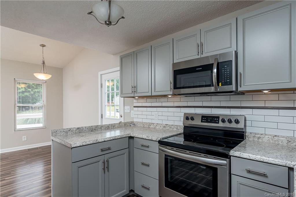 1055 Hay Row Road Clover, SC 29710 - Photo 11 of 21 Gallery Image 11