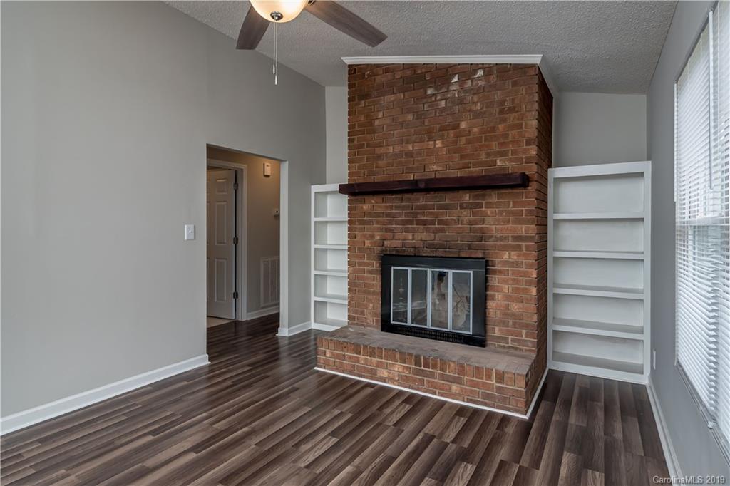 1055 Hay Row Road Clover, SC 29710 - Photo 5 of 21 Gallery Image 5